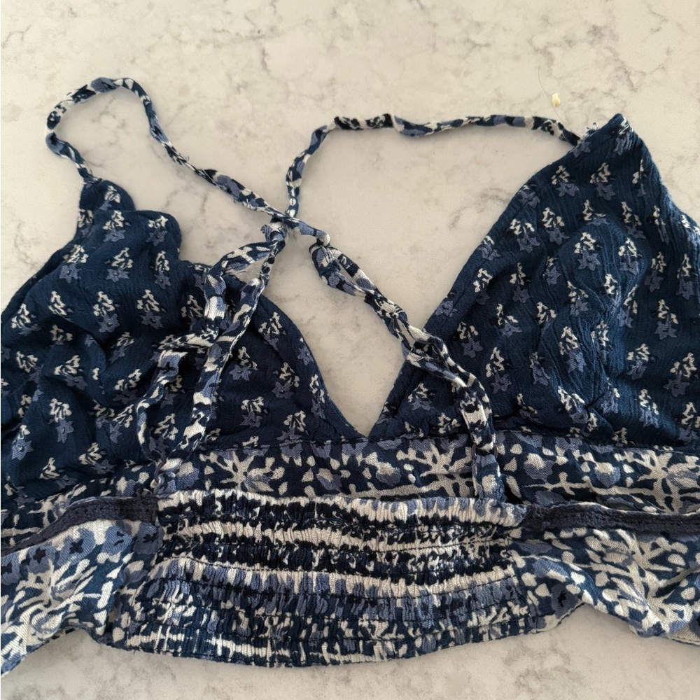 Free People Navy Blue floral Boho Women's Top sz s/p